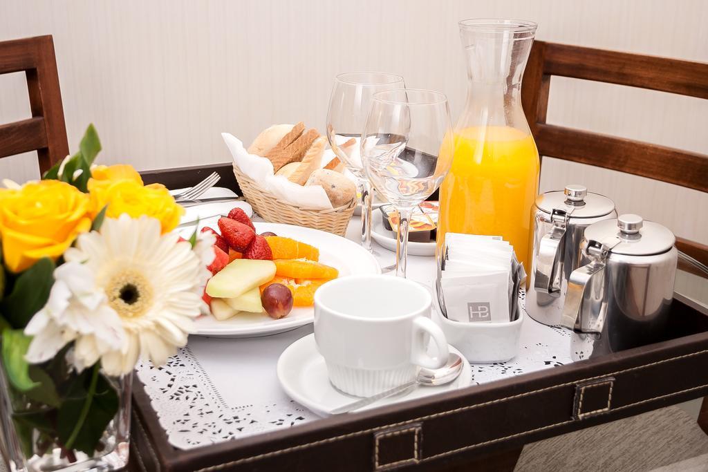 Plaza El Bosque San Sebastian Otel Santiago Dış mekan fotoğraf