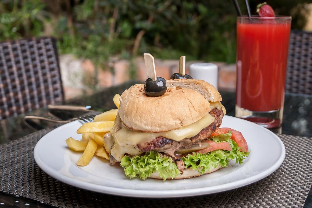 Plaza El Bosque San Sebastian Otel Santiago Dış mekan fotoğraf